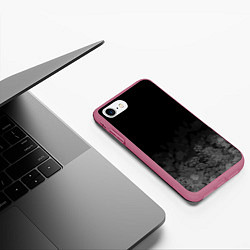 Чехол iPhone 7/8 матовый Листва на темном фоне, цвет: 3D-малиновый — фото 2