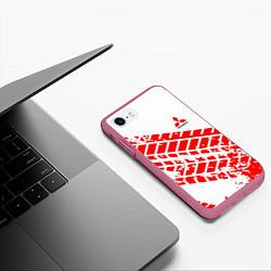 Чехол iPhone 7/8 матовый Mitsubishi - красный след шины, цвет: 3D-малиновый — фото 2