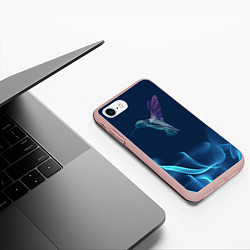 Чехол iPhone 7/8 матовый Колибри в полете, цвет: 3D-светло-розовый — фото 2