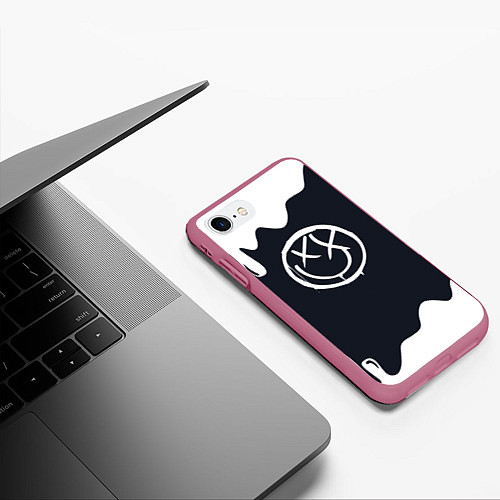 Чехол iPhone 7/8 матовый Blink 182 потеки / 3D-Малиновый – фото 3