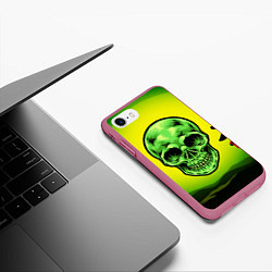 Чехол iPhone 7/8 матовый Зеленый череп, цвет: 3D-малиновый — фото 2