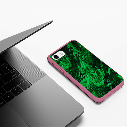 Чехол iPhone 7/8 матовый Зелёные краски во тьме / 3D-Малиновый – фото 3