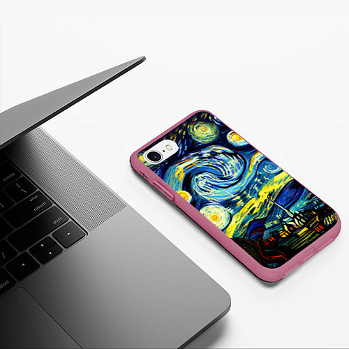 Чехол iPhone 7/8 матовый Винсент ван Гог, звездная ночь / 3D-Малиновый – фото 3