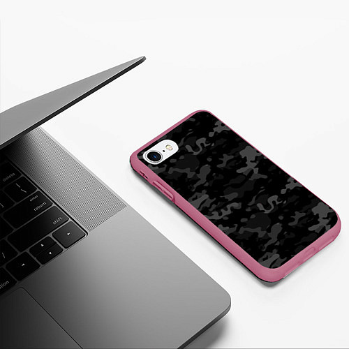 Чехол iPhone 7/8 матовый Ночной камуфляж / 3D-Малиновый – фото 3