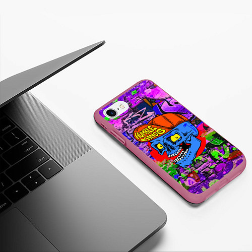 Чехол iPhone 7/8 матовый Humble minds - skull - graffiti / 3D-Малиновый – фото 3