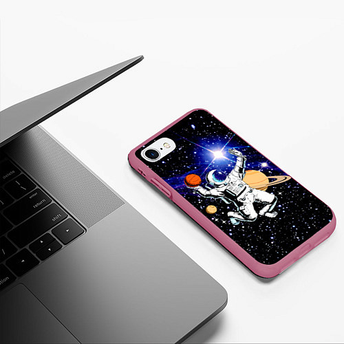 Чехол iPhone 7/8 матовый Космический баскетбол / 3D-Малиновый – фото 3
