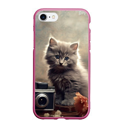 Чехол iPhone 7/8 матовый Серый котенок, винтажное фото, цвет: 3D-малиновый