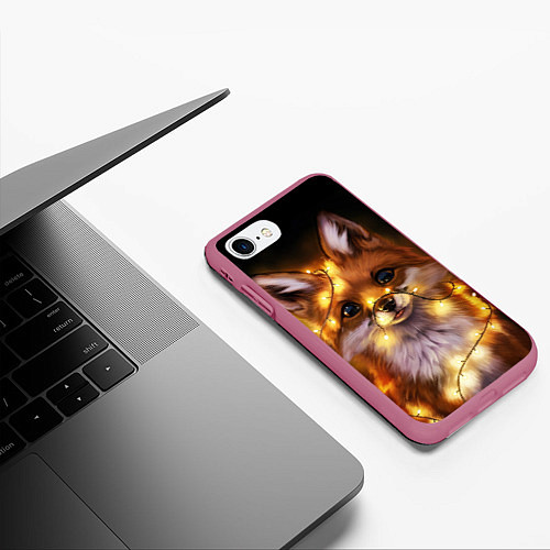 Чехол iPhone 7/8 матовый Лисенок в гирлянде / 3D-Малиновый – фото 3