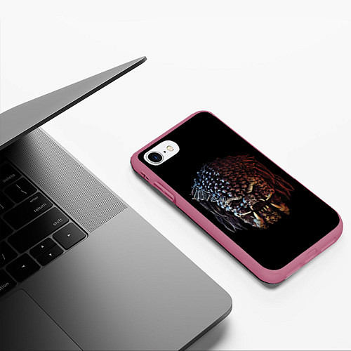 Чехол iPhone 7/8 матовый Predator - skull / 3D-Малиновый – фото 3