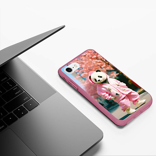 Чехол iPhone 7/8 матовый Милая панда в пуховике / 3D-Малиновый – фото 3