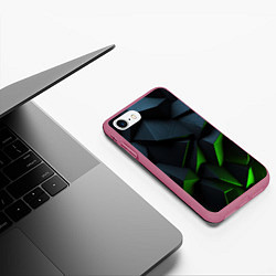 Чехол iPhone 7/8 матовый Черные и зеленые плиты, цвет: 3D-малиновый — фото 2