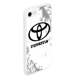 Чехол iPhone 7/8 матовый Toyota speed на светлом фоне со следами шин, цвет: 3D-белый — фото 2