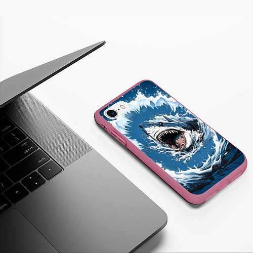 Чехол iPhone 7/8 матовый Морда акулы в воде / 3D-Малиновый – фото 3