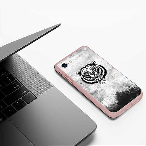 Чехол iPhone 7/8 матовый Texture - медведь в ярости / 3D-Светло-розовый – фото 3