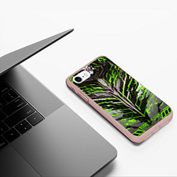 Чехол iPhone 7/8 матовый Киберпанк доспех зелёный, цвет: 3D-светло-розовый — фото 2