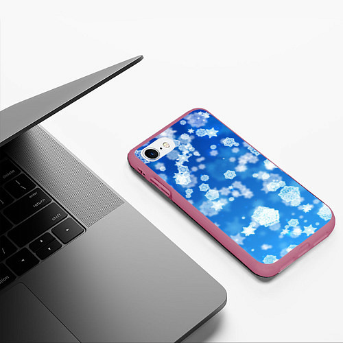 Чехол iPhone 7/8 матовый Декоративные снежинки на синем / 3D-Малиновый – фото 3