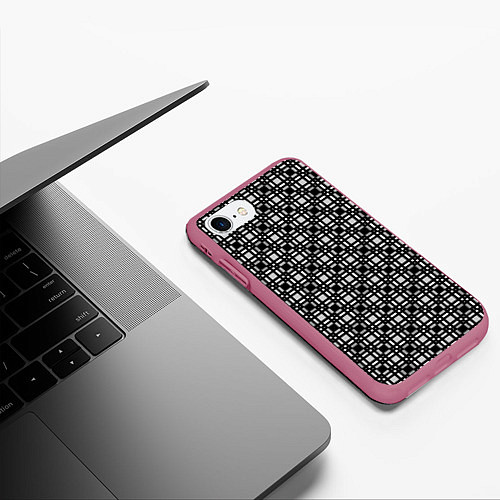 Чехол iPhone 7/8 матовый Черно белый геометрический клетчатый узор / 3D-Малиновый – фото 3