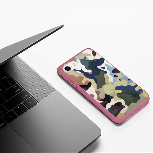 Чехол iPhone 7/8 матовый Камуфляж милитари / 3D-Малиновый – фото 3