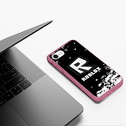 Чехол iPhone 7/8 матовый Roblox белая краска, цвет: 3D-малиновый — фото 2