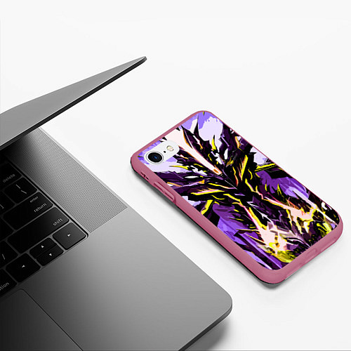 Чехол iPhone 7/8 матовый Чёрно-жёлтая агрессивная абстракция на фиолетовом / 3D-Малиновый – фото 3