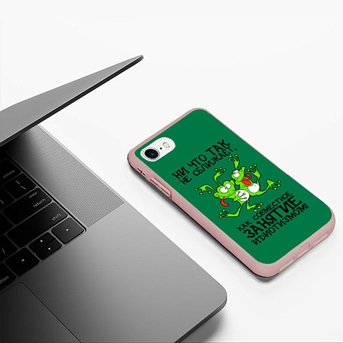 Чехол iPhone 7/8 матовый Танцующие жабы / 3D-Светло-розовый – фото 3