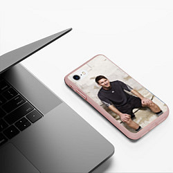 Чехол iPhone 7/8 матовый Улыбчивый Месси, цвет: 3D-светло-розовый — фото 2