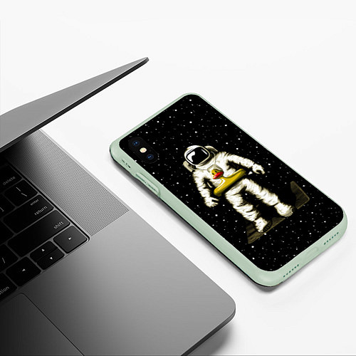 Чехол iPhone XS Max матовый Космонавт с уточкой / 3D-Салатовый – фото 3