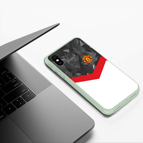 Чехол iPhone XS Max матовый Man United FC: Grey Polygons / 3D-Салатовый – фото 3