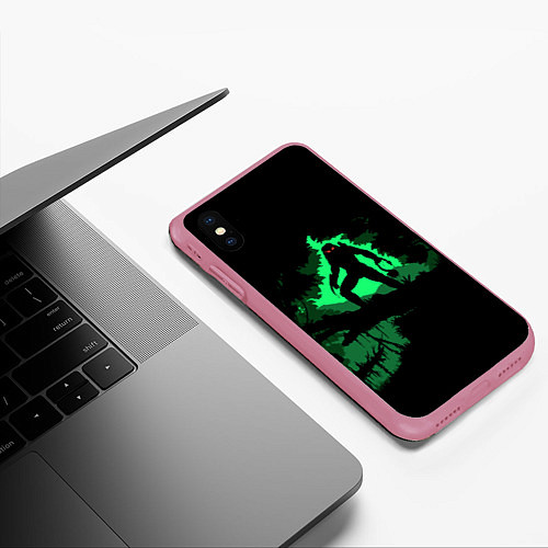 Чехол iPhone XS Max матовый Хищник в лесу / 3D-Малиновый – фото 3