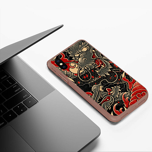 Чехол iPhone XS Max матовый Dsquared tatoo DRAGON / 3D-Коричневый – фото 3