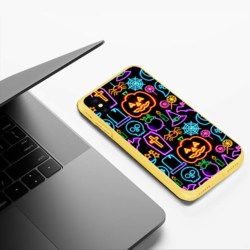 Чехол iPhone XS Max матовый Halloween / 3D-Желтый – фото 3