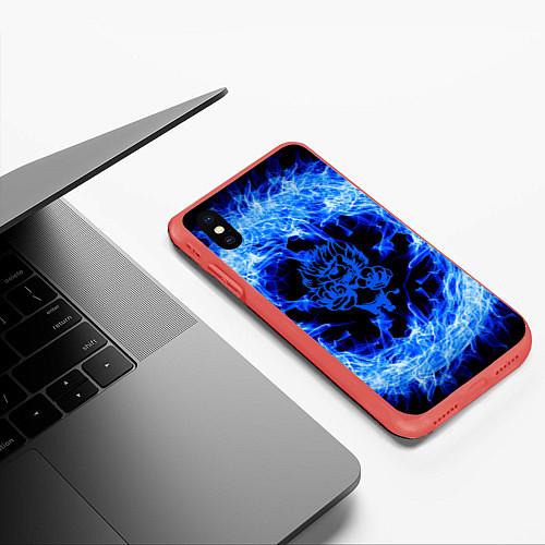 Чехол iPhone XS Max матовый Лев в синем пламени / 3D-Красный – фото 3