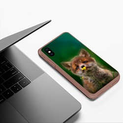 Чехол iPhone XS Max матовый Лисенок нюхает цветок, цвет: 3D-коричневый — фото 2