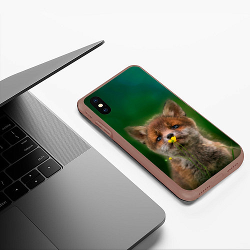 Чехол iPhone XS Max матовый Лисенок нюхает цветок / 3D-Коричневый – фото 3