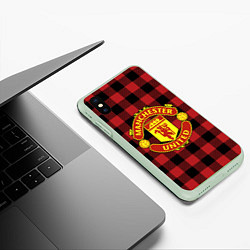 Чехол iPhone XS Max матовый Манчестер Юнайтед фон в клетку, цвет: 3D-салатовый — фото 2
