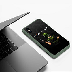 Чехол iPhone XS Max матовый Капрал Адриан Opposing Force Z, цвет: 3D-темно-зеленый — фото 2