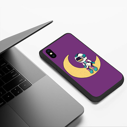 Чехол iPhone XS Max матовый Astronaut on the moon - сидит / 3D-Черный – фото 3