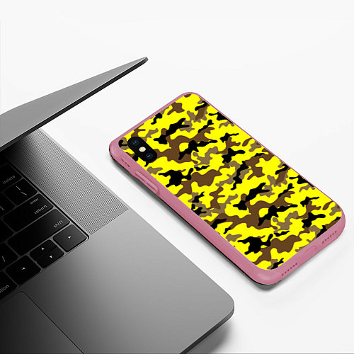 Чехол iPhone XS Max матовый Камуфляж Жёлто-Коричневый / 3D-Малиновый – фото 3