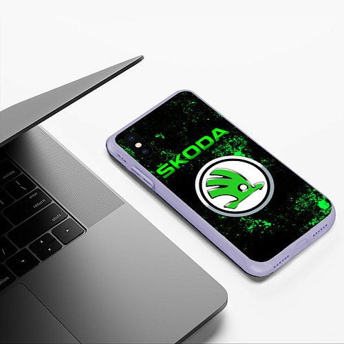 Чехол iPhone XS Max матовый SKODA - ЗЕЛЕНЫЕ БРЫЗГИ / 3D-Светло-сиреневый – фото 3