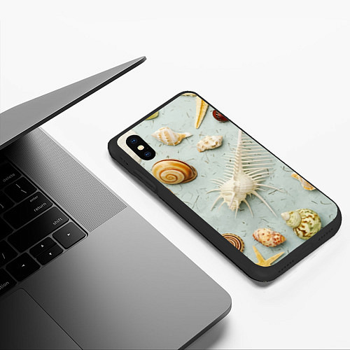 Чехол iPhone XS Max матовый Океанские ракушки и морские звёзды на песке / 3D-Черный – фото 3