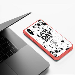 Чехол iPhone XS Max матовый The last of us - краска, цвет: 3D-красный — фото 2