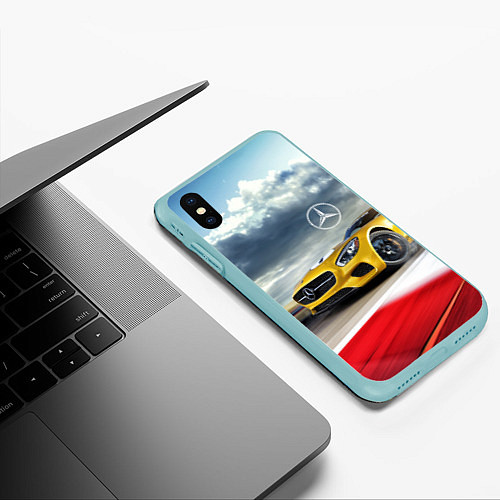 Чехол iPhone XS Max матовый Mercedes AMG V8 Biturbo на трассе / 3D-Мятный – фото 3