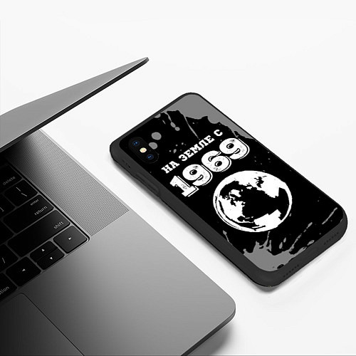 Чехол iPhone XS Max матовый На Земле с 1969: краска на темном / 3D-Черный – фото 3