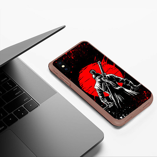 Чехол iPhone XS Max матовый Самурай - красное солнце / 3D-Коричневый – фото 3