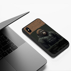 Чехол iPhone XS Max матовый Горилла в пуховике, цвет: 3D-черный — фото 2