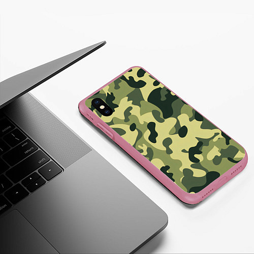 Чехол iPhone XS Max матовый Лесной камуфляж / 3D-Малиновый – фото 3
