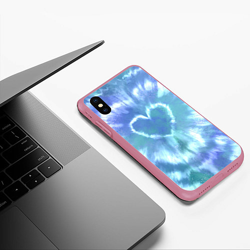 Чехол iPhone XS Max матовый Сердце - тай-дай - голубой / 3D-Малиновый – фото 3