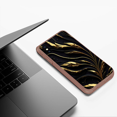 Чехол iPhone XS Max матовый Золотой орнамент на черном / 3D-Коричневый – фото 3