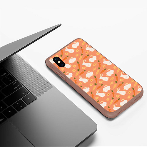 Чехол iPhone XS Max матовый Зайцы с морковью паттерн / 3D-Коричневый – фото 3