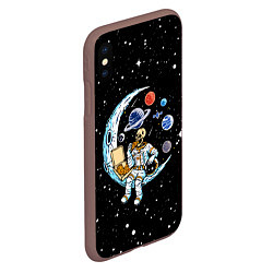 Чехол iPhone XS Max матовый Skeleton astronaut eats pizza while sitting on the, цвет: 3D-коричневый — фото 2